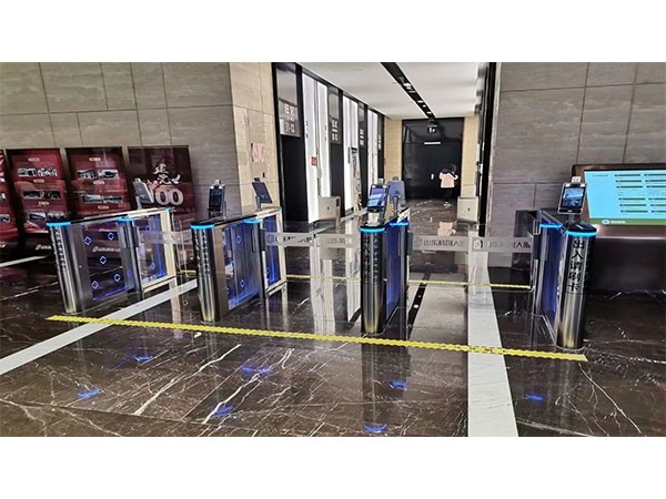 山東科創大廈速通門案例